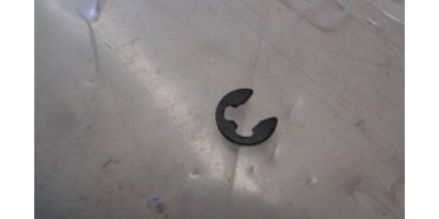 Кольцо стопорное наружное d4